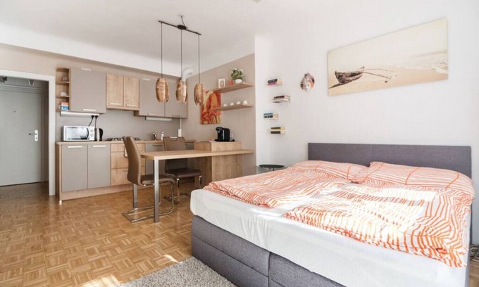 Kaisermuhlen Apartment | Cosy apartment near VIC (UNO City)