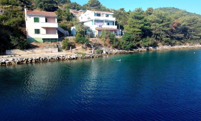 Dragove Apartment | Cosy Apartment, sea view, Long Island, Croatia