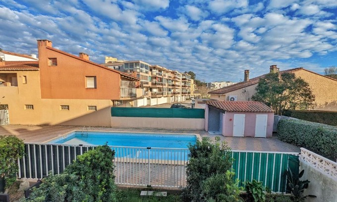 La Jetee Apartment | Cosy Appartement T2 Résidence LE ROY SOLEIL bord de mer