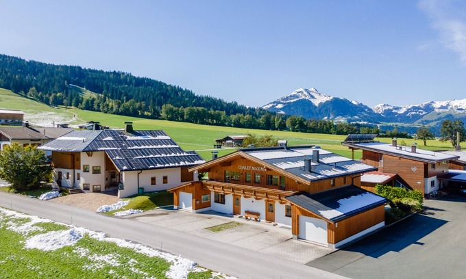 Sankt Jakob in Haus Ski Chalet | Cosy, Austrian chalet with beautiful views
