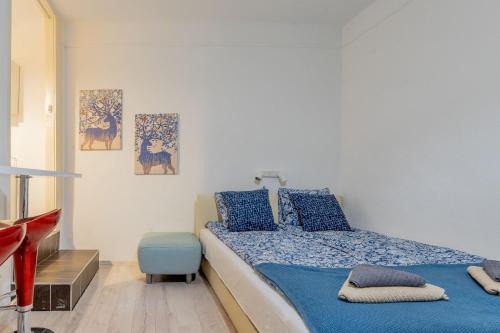 Nepszinhaz negyed Apartment | Cosy Cabin Retreat also Tiny Home in the Center