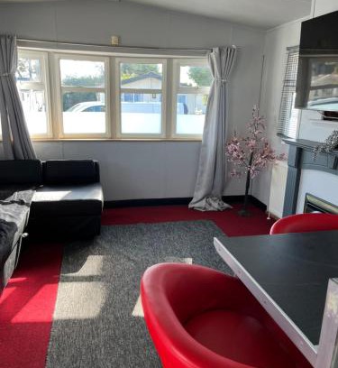 Walton on the Naze Other | Cosy Caravan near the beach