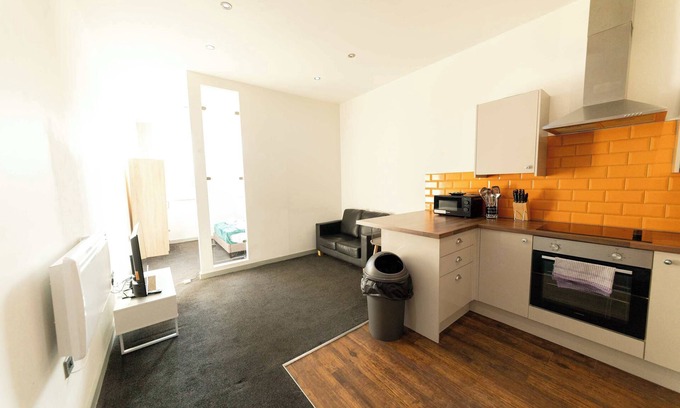 Blackburn Apartment | Cosy Central Blackburn 1 Bed Apartment