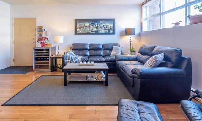 Pointe-Saint-Charles Condo | Cosy condo near the Lachine Canal