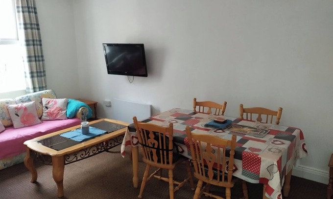 Cork House | Cosy Cork - House - Sleeps 4 - City Centre