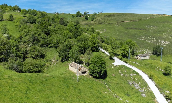 San Roque de Riomiera Cottage | Cosy cottage in Los Valles Pasiegos, Cantabria: Lo Lucas 1920