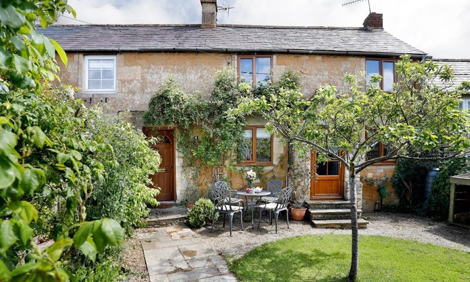 Blockley House | Cosy cottage Blockley, Cotswolds - Squire Cottage