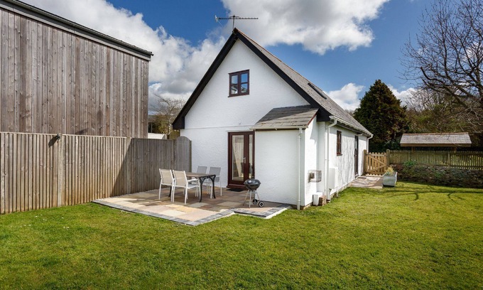 Penhallow Cottage | Cosy Cottage in a central location ideal for exploring Cornwall