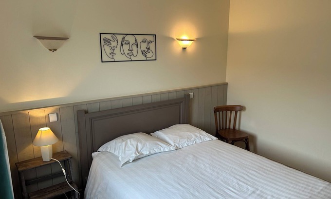 Yevres-le-Petit House | Cosy cottage in the heart of the Champagne Lakes: 2 bedrooms, living room, kitchen +.