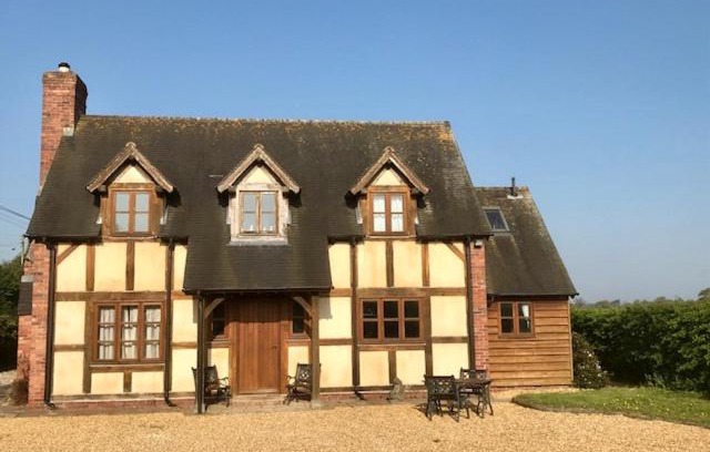 Cosford House | Cosy Cottage in the Countryside