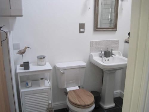 Bidford-on-Avon Villa | Cosy Cottage nr Stratford-Upon-Avon