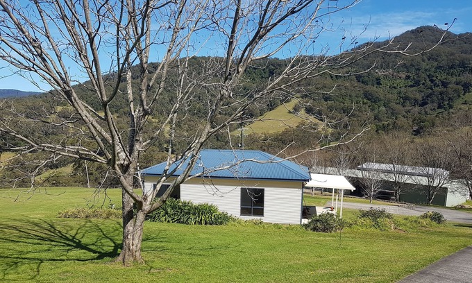 Curramore Cottage | Cosy Cottage on Rainforest acreage with Waterfall
