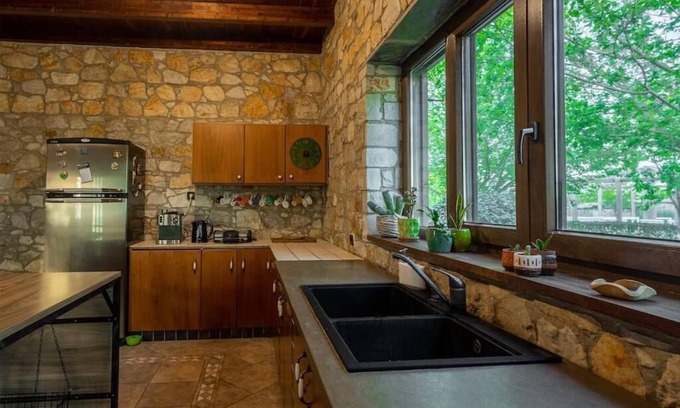 Larissa Other | Cosy country house. Family - sized place.
