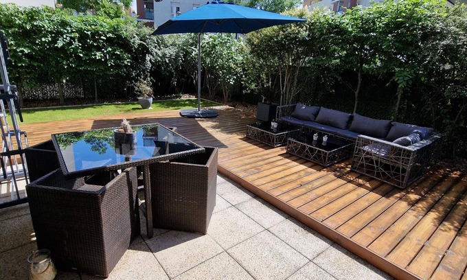 Decines-Charpieu Apartment | Cosy Décines Groupama Stadium - LDLC ARENA Air-conditioned