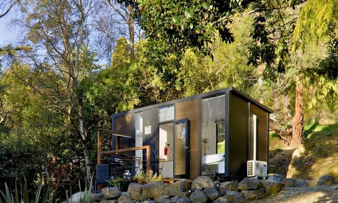 Herbert House | Cosy Dell by Tiny Away