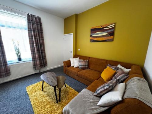 Worsbrough Bridge House | Cosy Escape Near Nature & Town