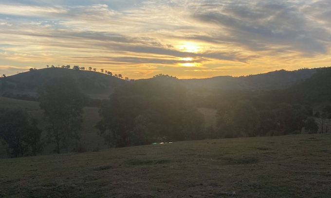 Alexandra House | Cosy Escapes at nMarlie Farmhouse Stay: nYour Idyllic Countryside Retreat Awaits