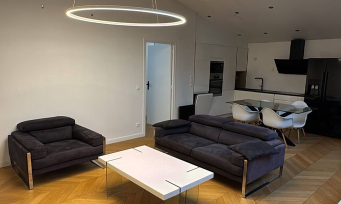 La Varenne Saint-Hilaire Apartment | Cosy F2 in Saint-Maur-des-Fossés