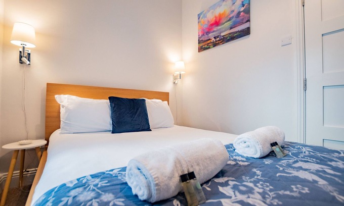 Galway City Centre House | Cosy, family friendly townhouse in the heart of the city with its own private courtyard