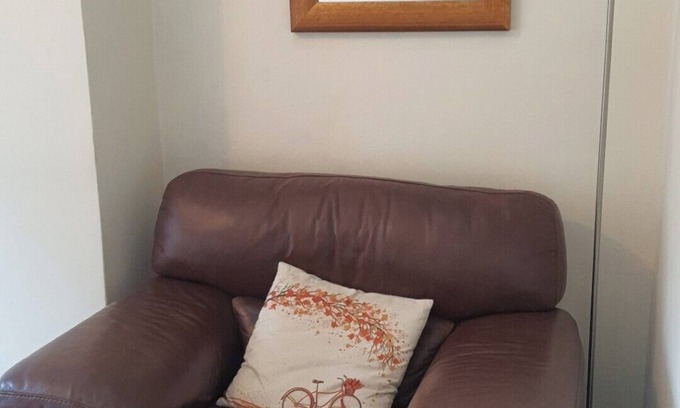 Tunstall Bed & Breakfast | Cosy Family House, close to amenities and city centre