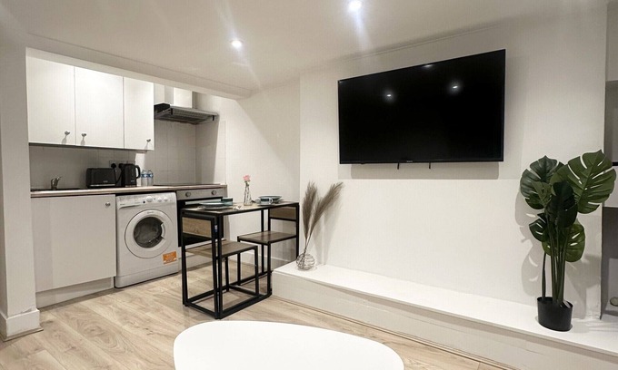 Hackney Downs House | Cosy flat in London