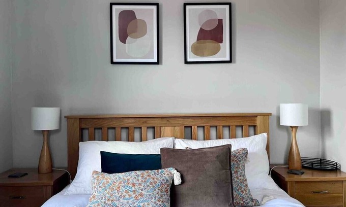 Frome House | Cosy Georgian Cottage in Central Frome