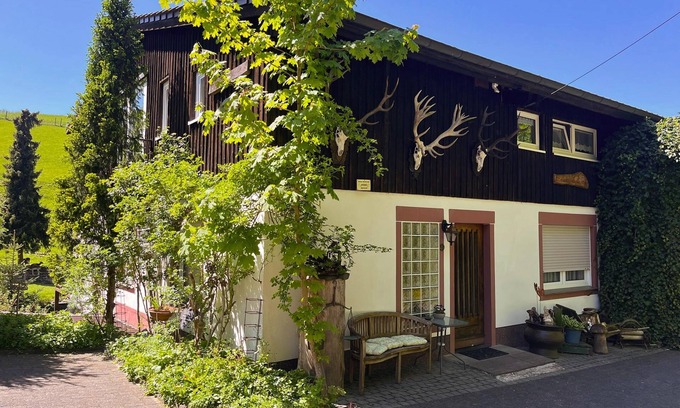Lennestadt Apartment | Cosy holiday flat on the farm in the Sauerland