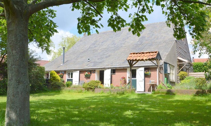 Municipality of Bergen op Zoom House | Cosy holiday home with a garden