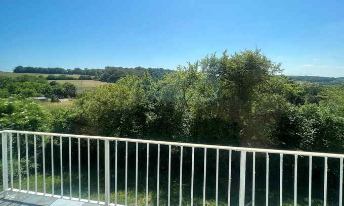 Thon-Samson House | Cosy holiday home in Andenne with terrace