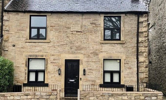 Buxton Apartment | Cosy holiday home in the heart of Buxton