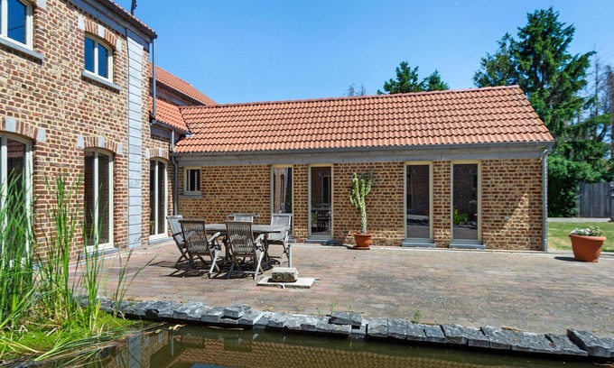 Geetbets House | Cosy holiday home with a terrace