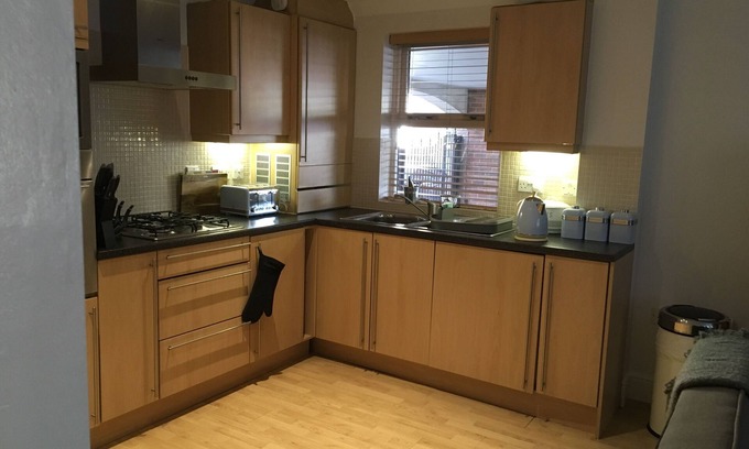 Swindon Apartment | Cosy home from home in the heart of Old Town Swindon