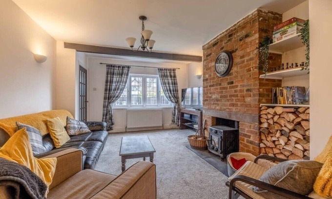Maidenhead House | COSY HOME NEAR DORNEY, WINDSOR & Free Parking