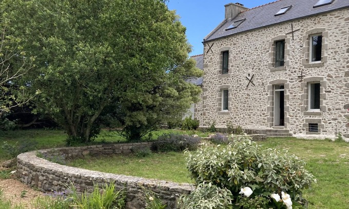 Plouguerneau House | Cosy house in the heart of nature, about 7 km from the beach