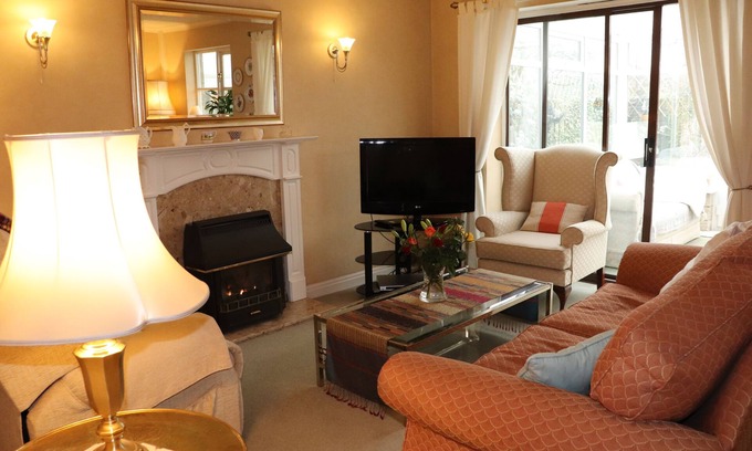 Chatburn House | Cosy House Lovely Conservatory