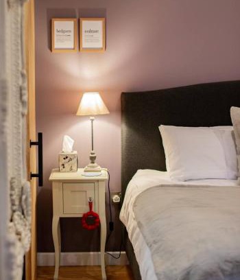 Rode House | Cosy Little Barn near Bath