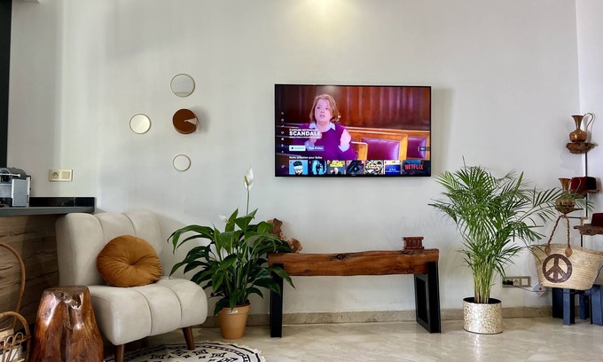 Casablanca Apartment | Cosy Moroccan 2 B/R Flat in the Heart of Casablanca MAARIF