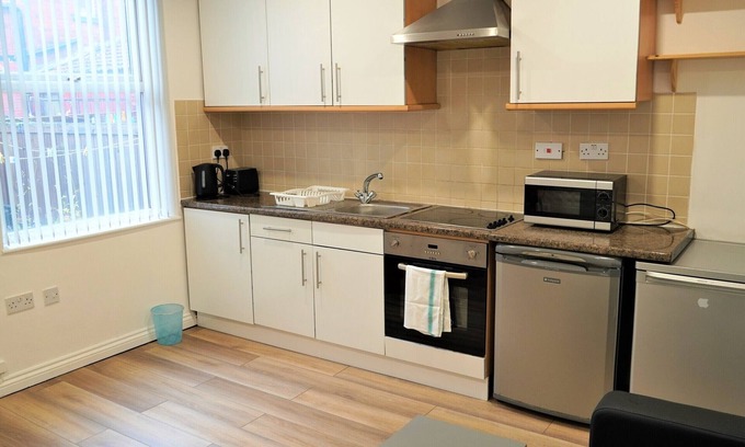 Harehills Apartment | Cosy, nice place Sleeps 3 - Ruth Apartments