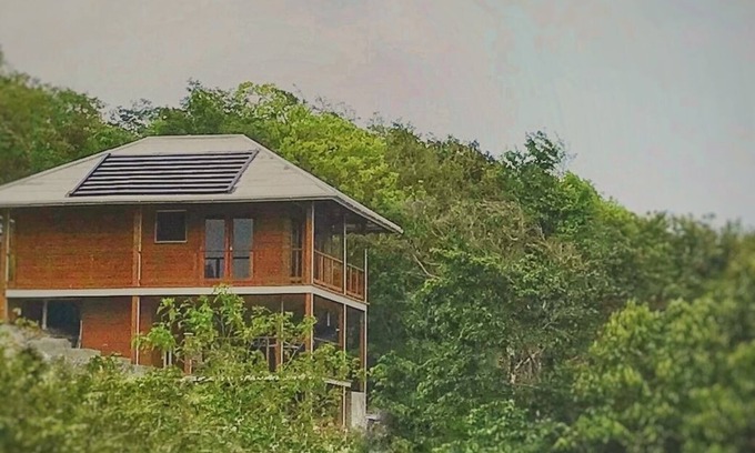 Boston Bay Cabin | Cosy off grid cabin 15 minutes from beautiful beaches