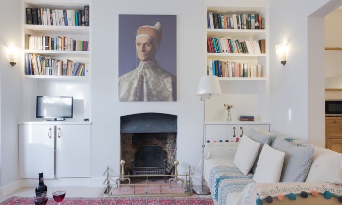 Notting Dale Apartment | Cosy Private Flat near Notting Hill and Portobello - FBT