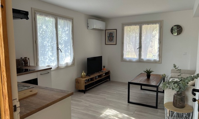 Seillans Apartment | Cosy, quiet apartment, ideal for relaxing in the countryside.
