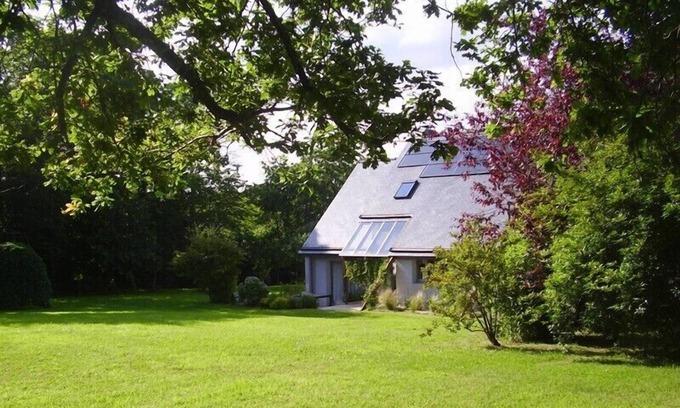 La Foret-Fouesnant Apartment | Cosy Rent in a quiet House with garden close to the sea