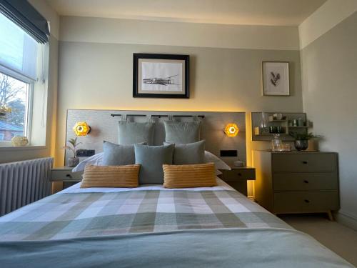 Trafford House | Cosy Room In homestay