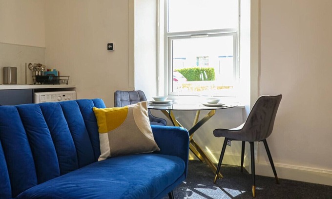 West Kilbride Apartment | Cosy seaside 1 bedroom apartment