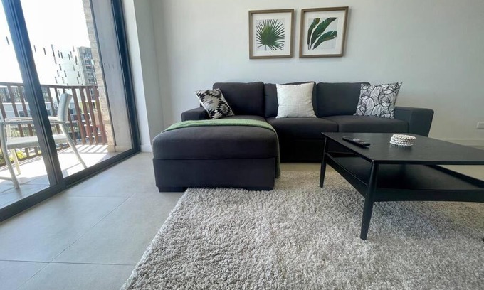 Rosebery Apartment | Cosy Stays 1 Bedroom Apartment Rosebery Parking & Balcony Sydney Escape