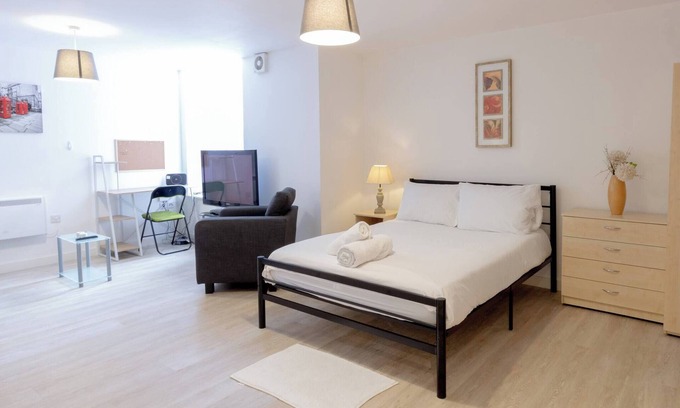 Preston Apartment | Cosy Studio in Preston near City Centre