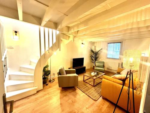 Nansouty-Saint-Genes Apartment | Cosy T3 proche gare et Nansouty