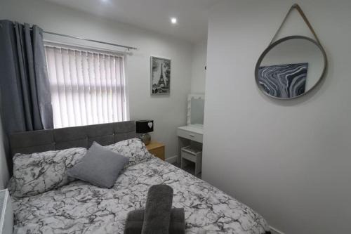 Harborne Apartment | Cosy two bedroom first floor apartment