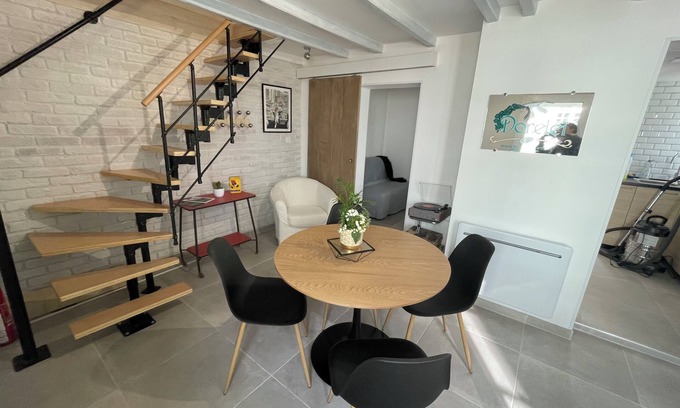 Yerville House | Cosy Vintage townhouse in YERVILLE