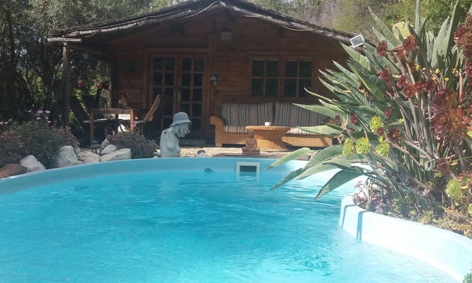 Monda House | Cosy Wooden Cabin with private pool ideal for romantic retreat